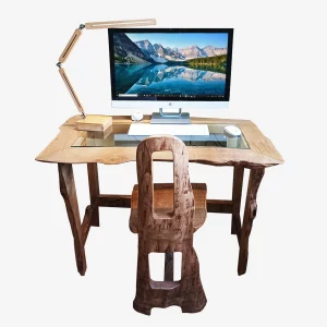 Escritorio de mesa y silla en estilo rústico